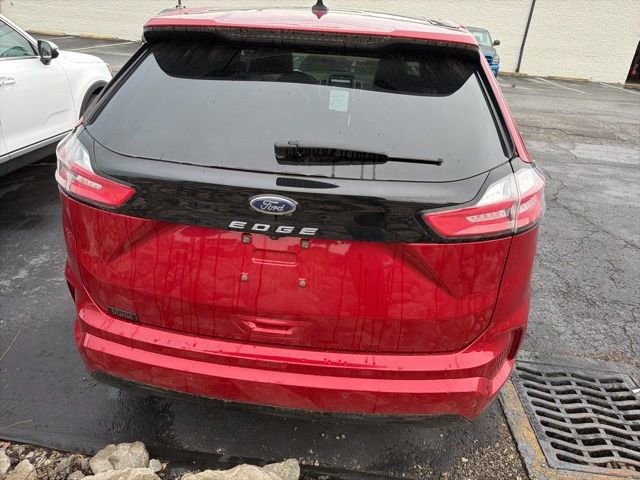 Used 2024 Ford Edge SEL AWD/4WD image 5