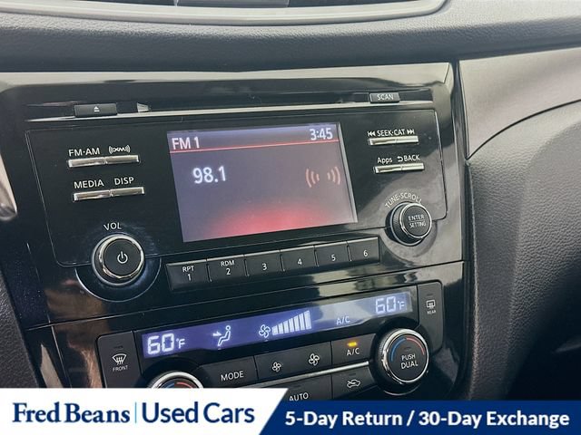 Used 2015 Nissan Rogue SV AWD/4WD image 20