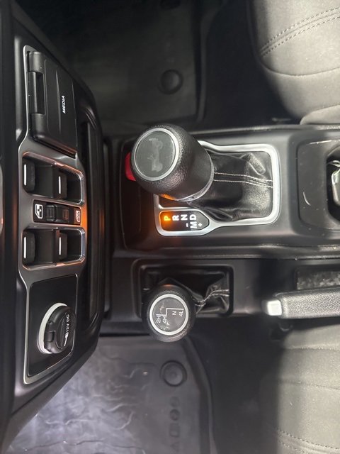 Used 2022 Jeep Wrangler Unlimited Sahara w/ Safety Group image 16