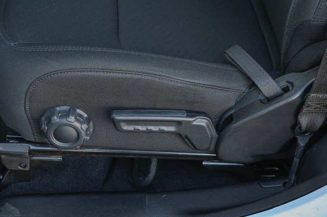 Used 2023 Jeep Wrangler Sport S image 10