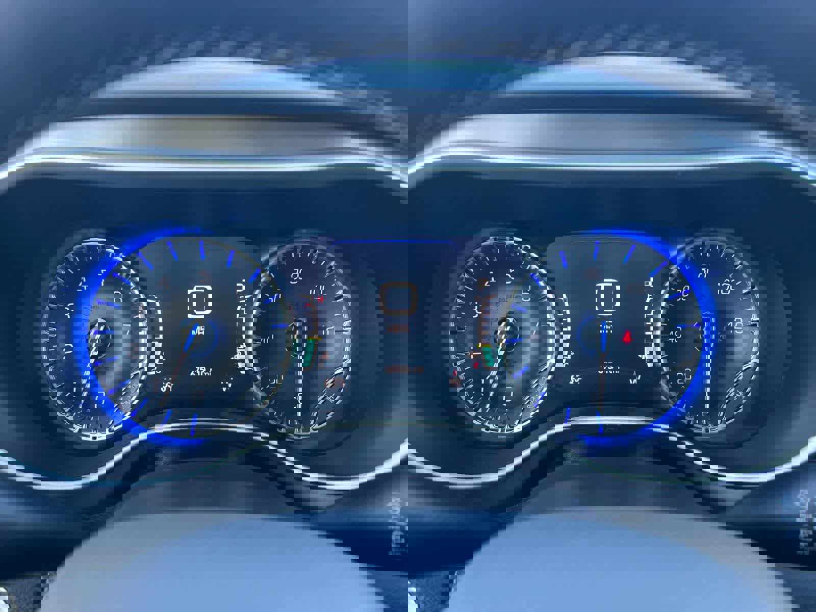 Used 2023 Chrysler Pacifica Touring-L image 26