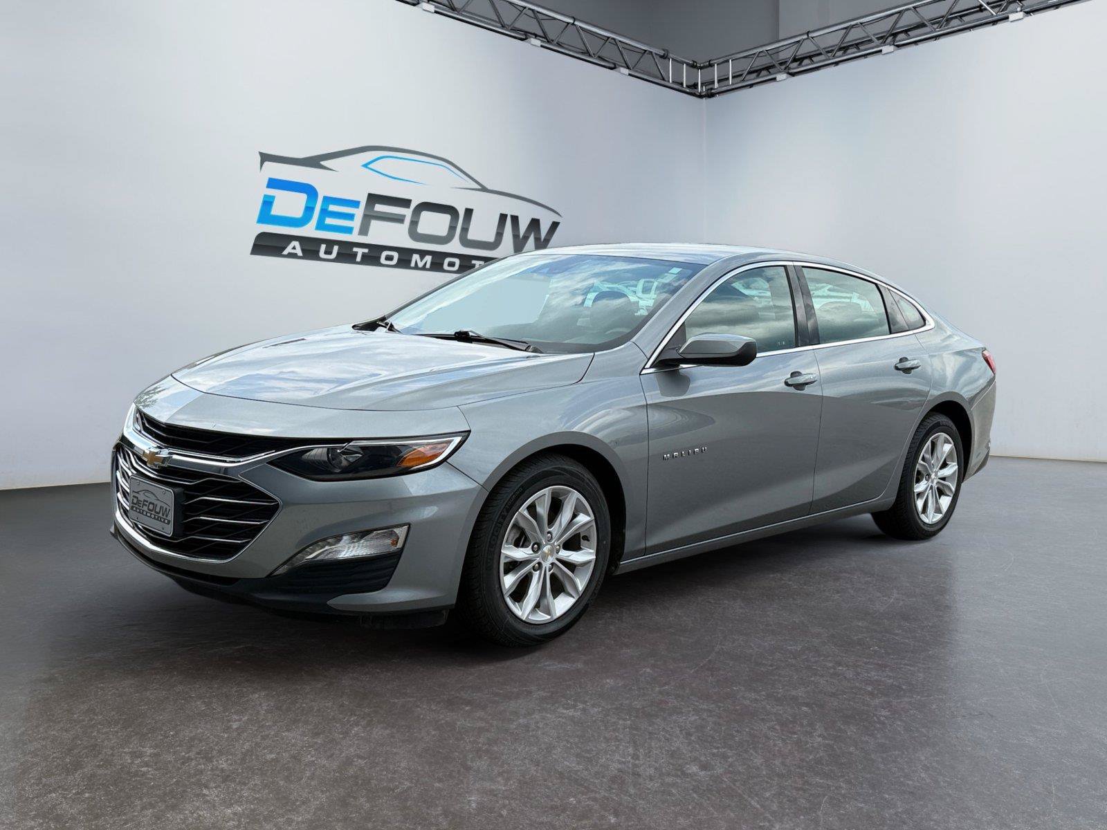 Used 2024 Chevrolet Malibu LT FWD image 7
