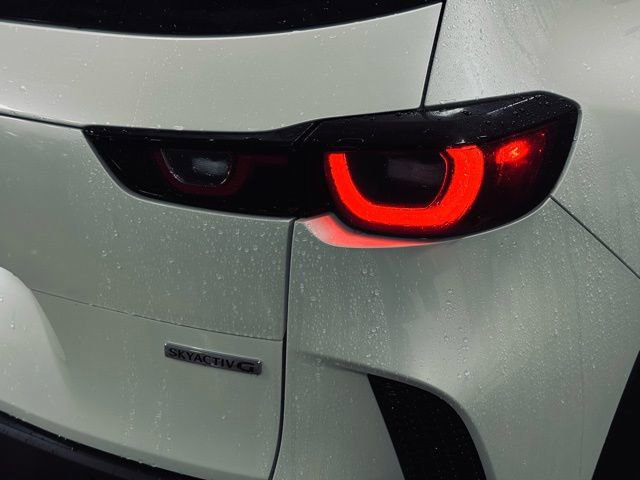 Used 2025 MAZDA CX-50 AWD 2.5 S w/ Premium Plus Pkg image 7