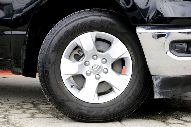 Used 2024 RAM 1500 Lone Star RWD image 2