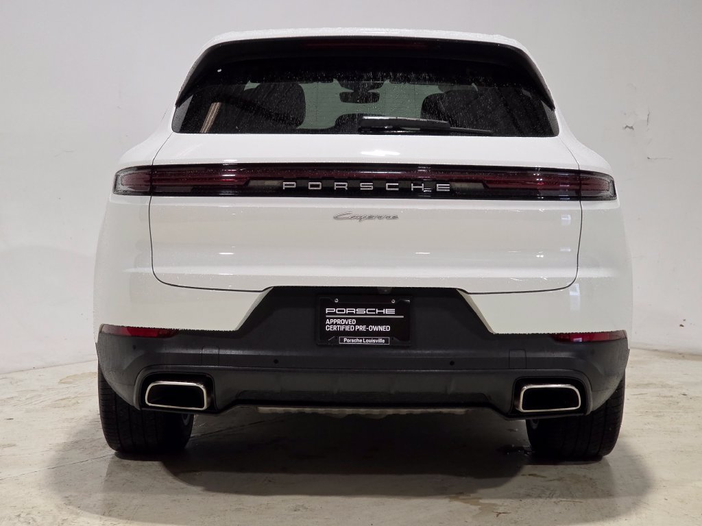 Used 2024 Porsche Cayenne w/ Premium Package AWD/4WD image 7