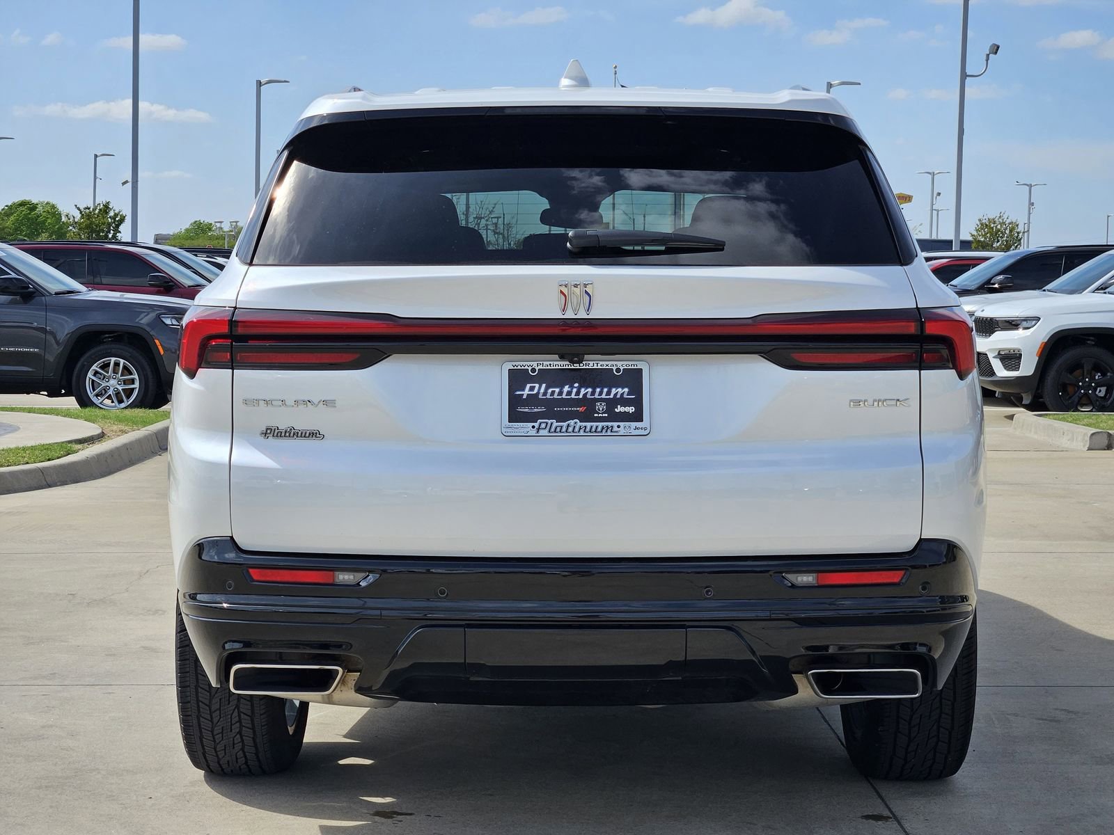 Used 2025 Buick Enclave Sport Touring w/ Power Package image 8