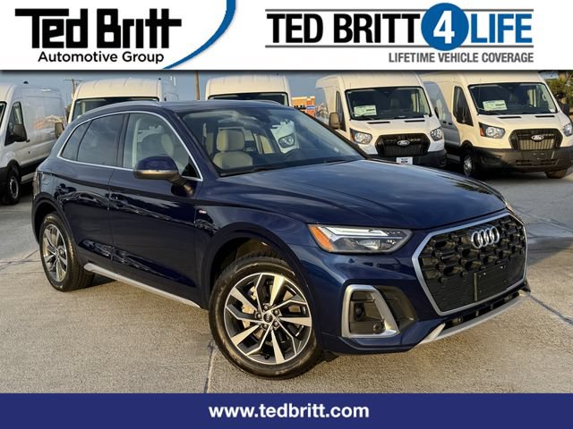 Used 2022 Audi Q5 2.0T Premium w/ Convenience Package AWD/4WD image 1
