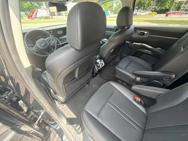Used 2023 Kia Sorento SX AWD/4WD image 20