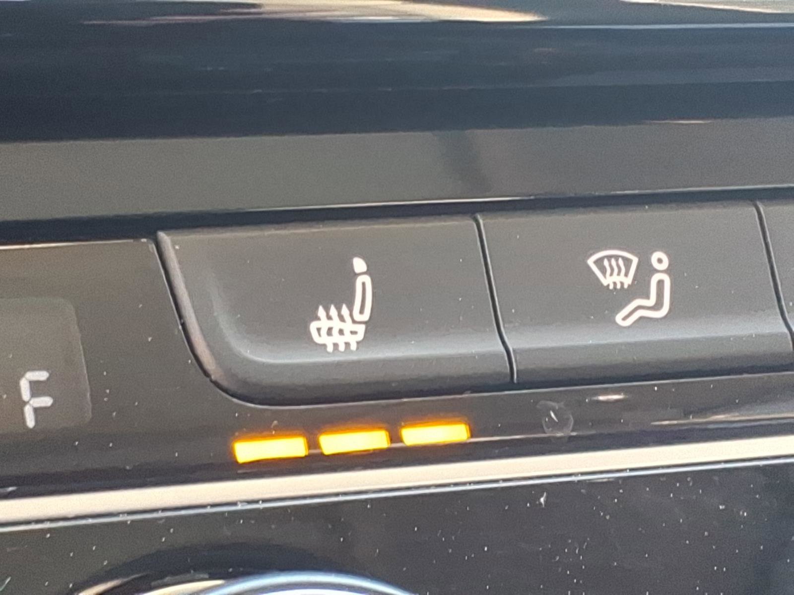 Used 2015 Volkswagen Golf TDI SEL image 12