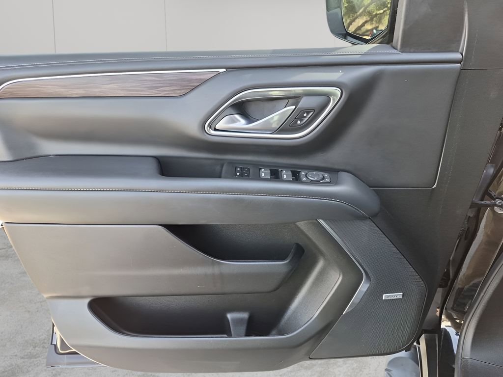 Used 2022 Chevrolet Tahoe Z71 w/ Off-Road Capability Package image 26