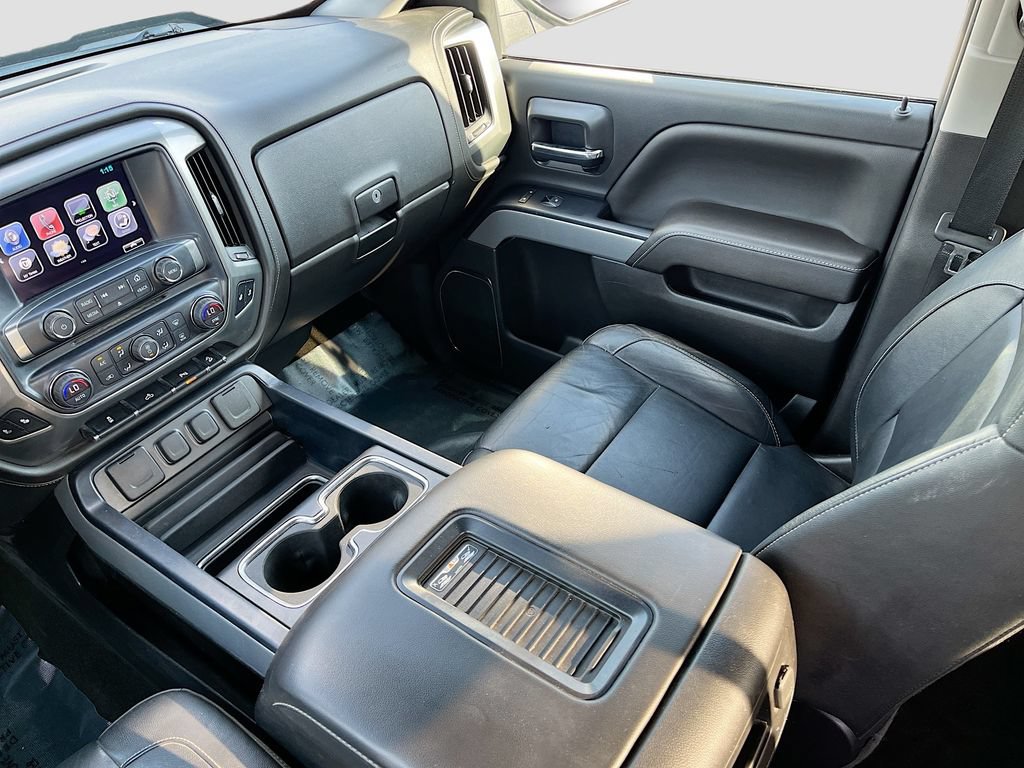 Used 2018 Chevrolet Silverado 1500 LTZ Z71 w/ Midnight Edition AWD/4WD image 24