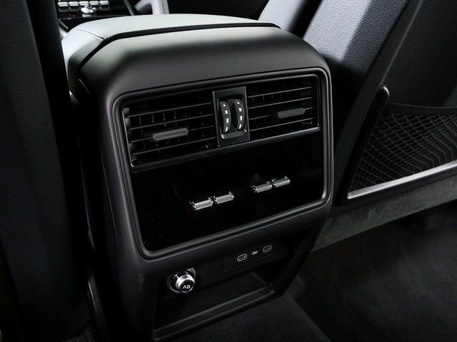 New 2026 Porsche Cayenne GTS image 22