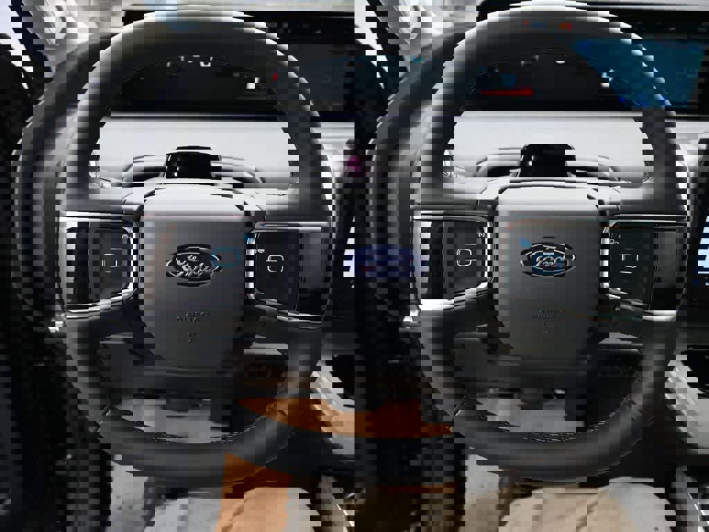New 2025 Ford Expedition Max Active image 28