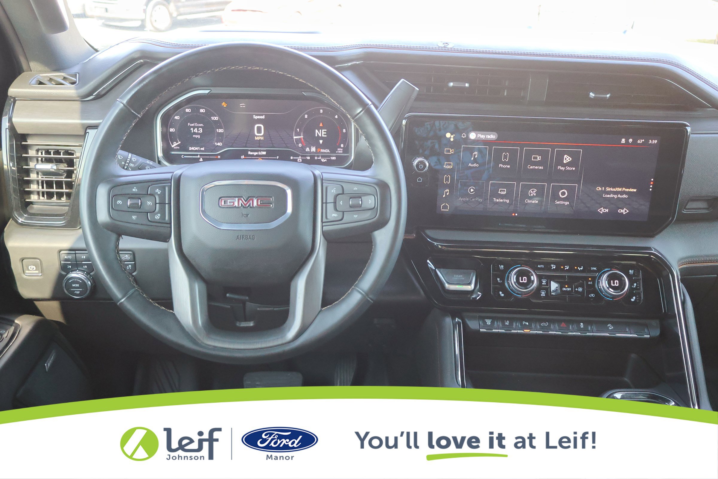 Used 2024 GMC Sierra 2500 AT4 w/ Technology Package image 25