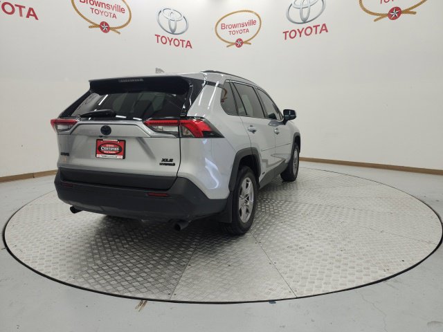 Certified 2024 Toyota RAV4 XLE AWD/4WD image 8