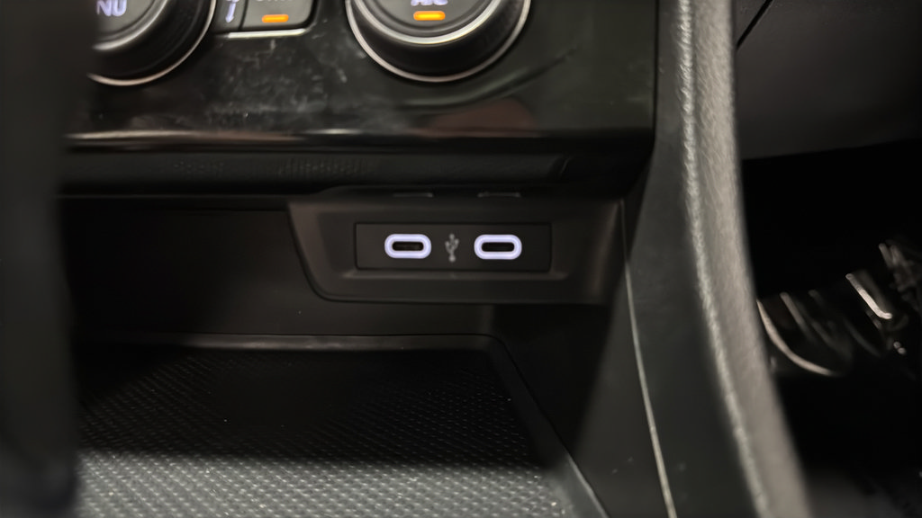 Used 2022 Volkswagen Jetta SE FWD image 30