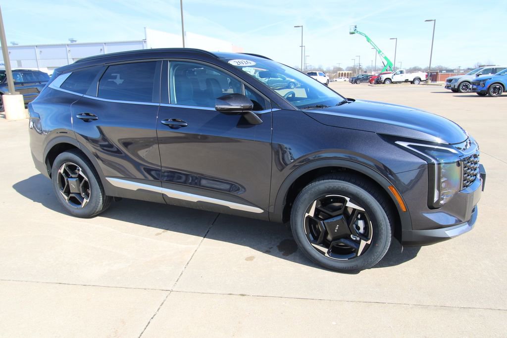 New 2026 Kia Sportage EX w/ EX Panorama Roof Package image 3