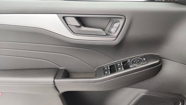 New 2026 Ford Escape Active w/ Cold Weather Package image 18