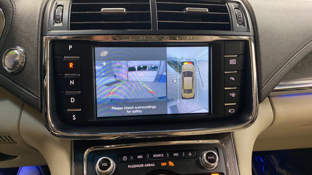 Used 2018 Lincoln Continental Reserve AWD/4WD image 14