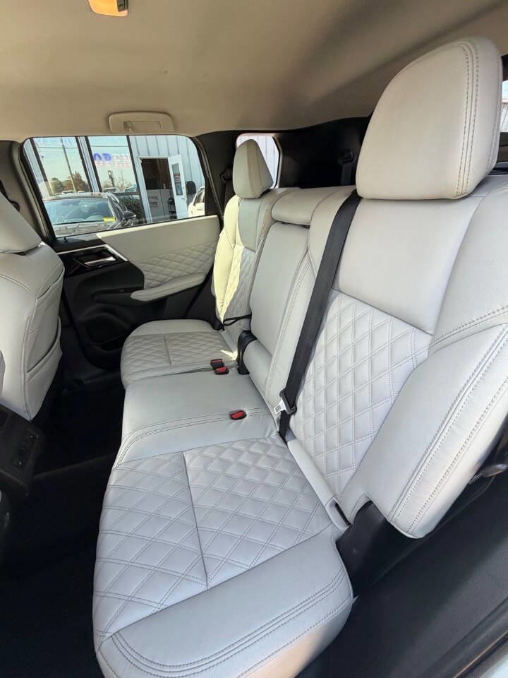 Used 2022 Mitsubishi Outlander SEL FWD image 22