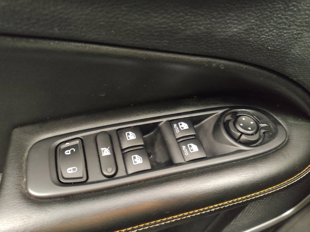 Used 2021 Jeep Compass Sport w/ Cold Weather Group FWD image 27