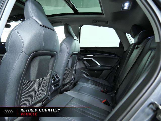 Used 2025 Audi Q5 Premium Plus w/ Premium Plus AWD/4WD image 15