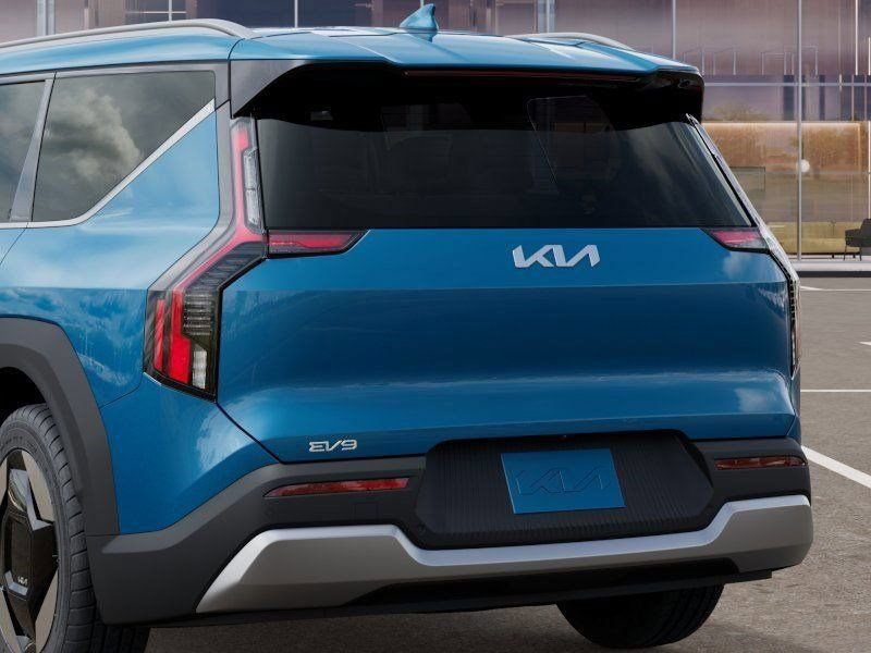 New 2026 Kia EV9 Wind AWD/4WD image 12