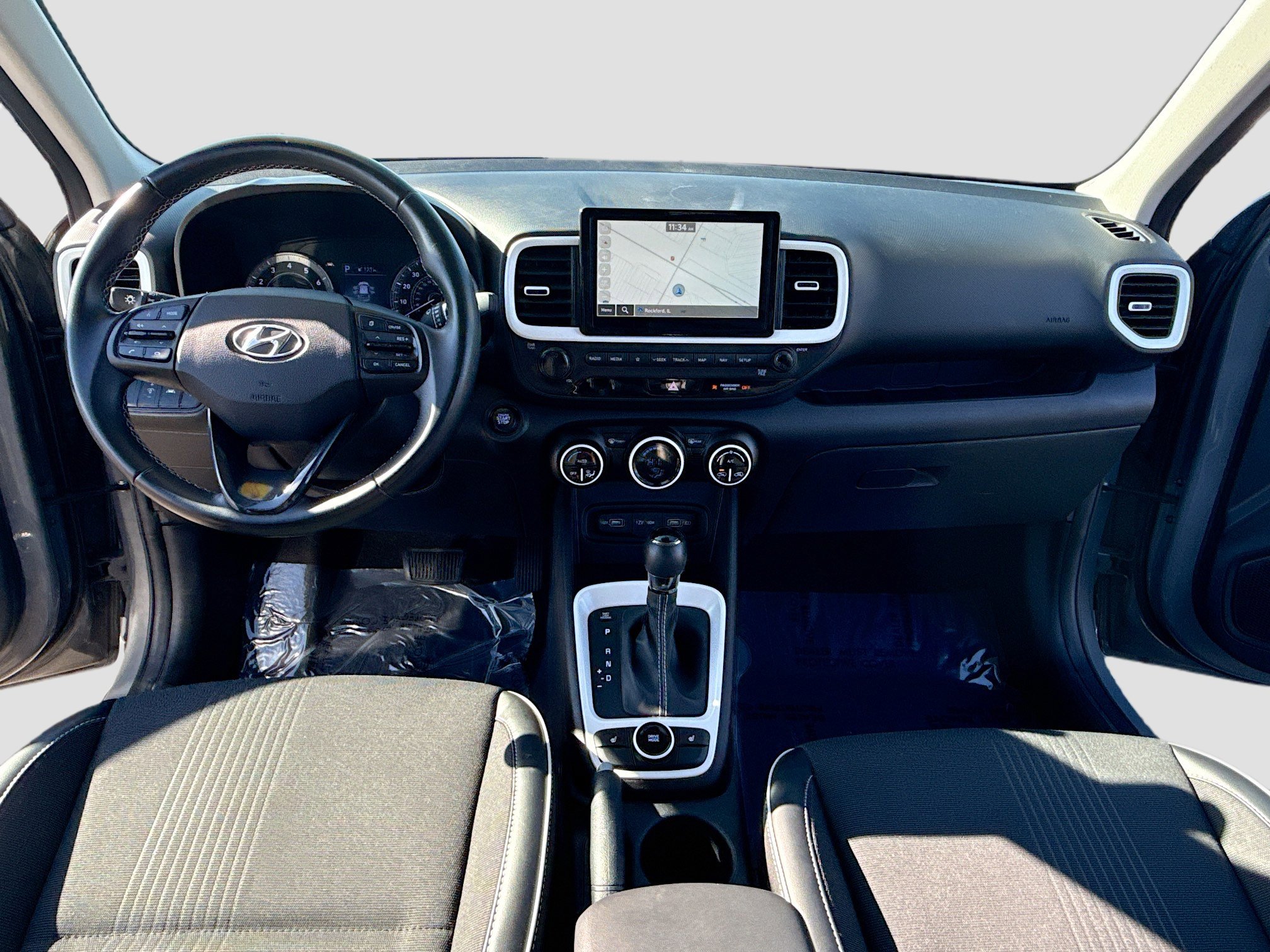 Certified 2022 Hyundai Venue Limited image 3