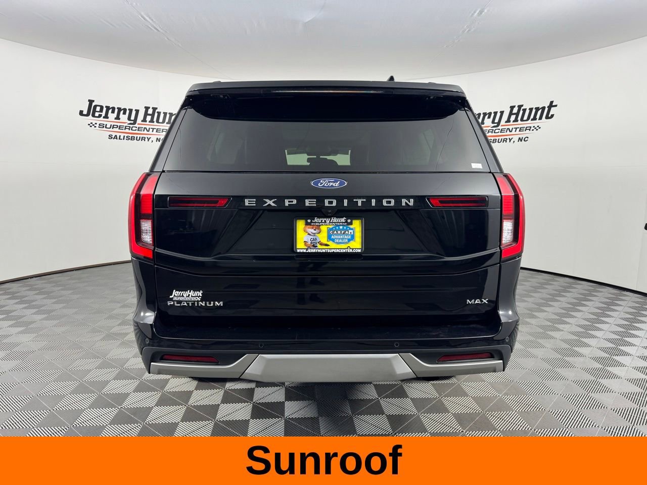 Used 2025 Ford Expedition Max Platinum image 8