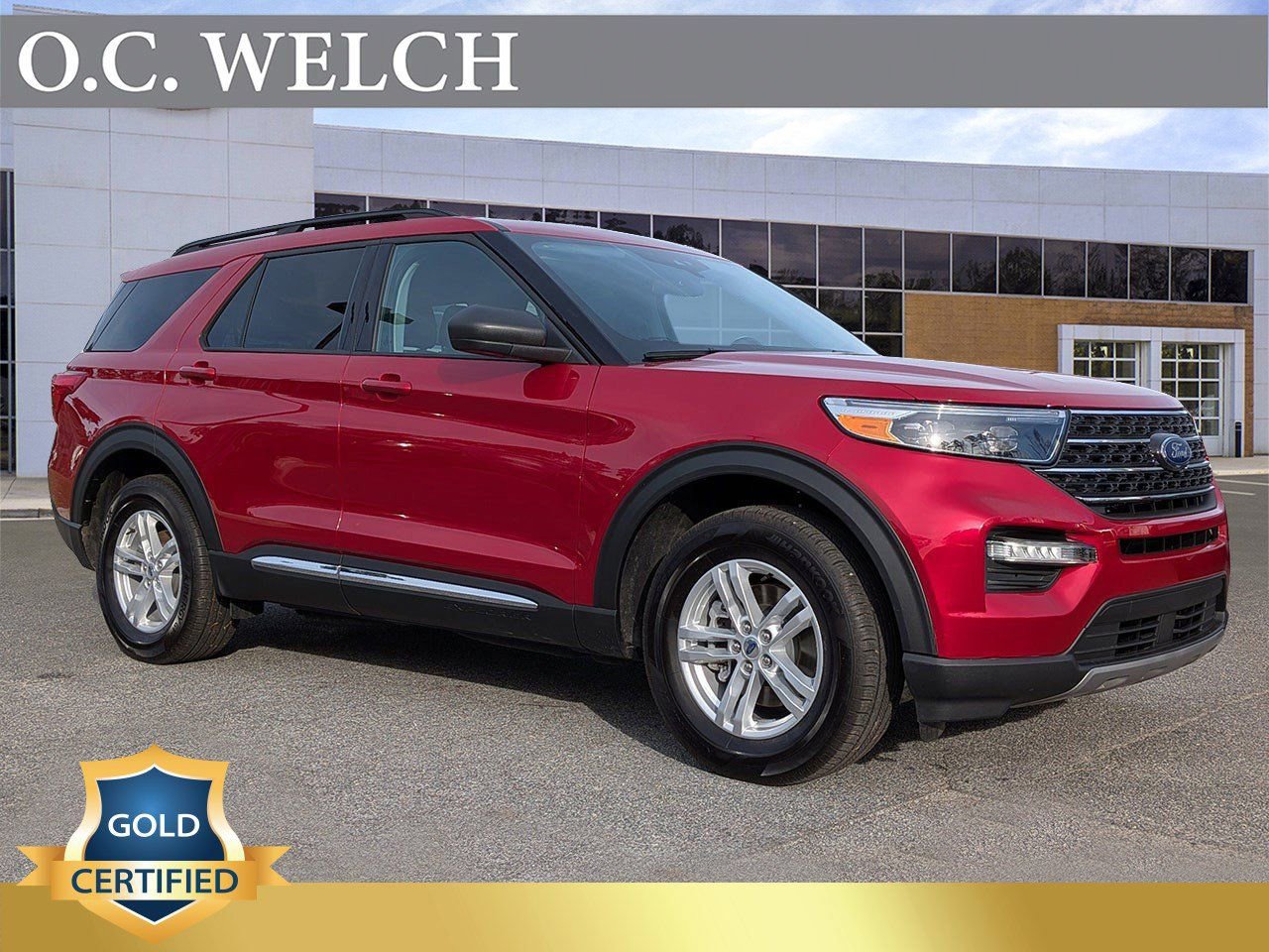 Certified 2023 Ford Explorer XLT w/ Equipment Group 202A image 1