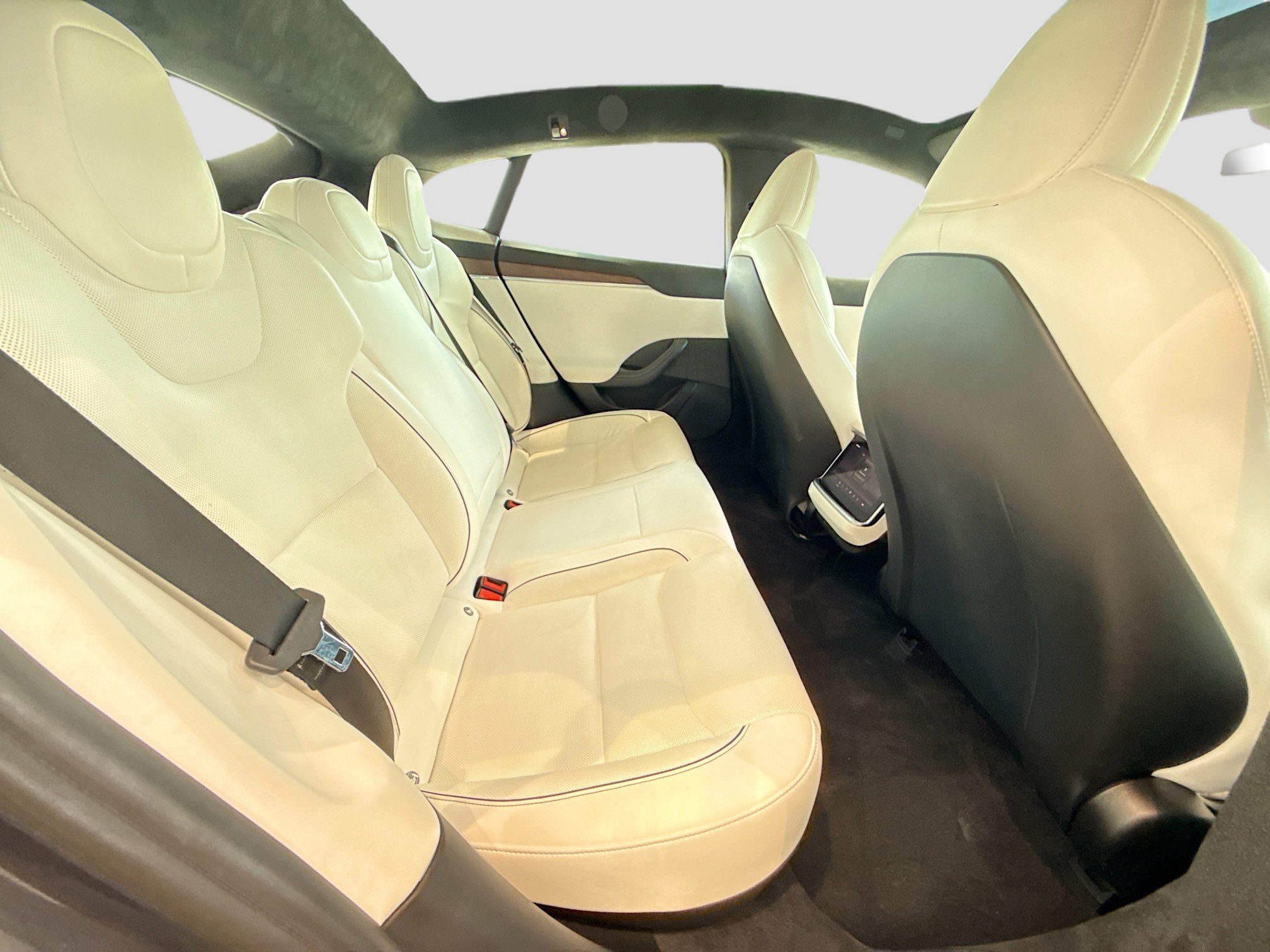 Used 2022 Tesla Model S Plaid image 27