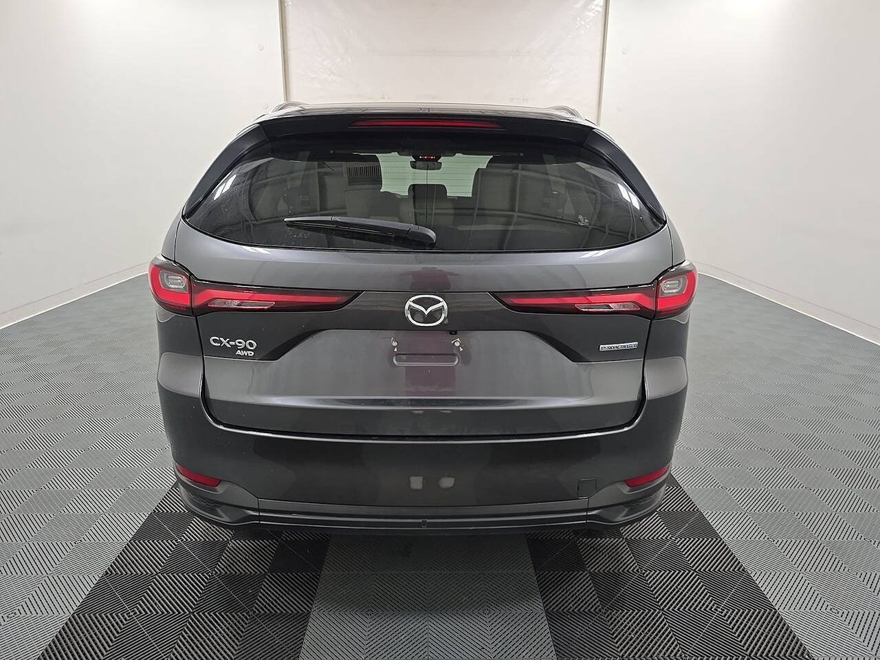 Used 2024 MAZDA CX-90 Plug-In Hybrid w/ Preferred AWD/4WD image 5
