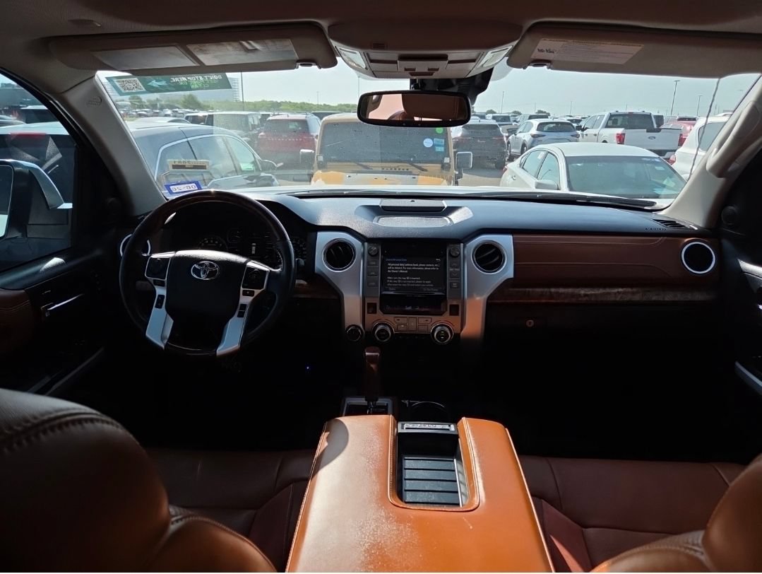 Used 2019 Toyota Tundra Platinum AWD/4WD image 11
