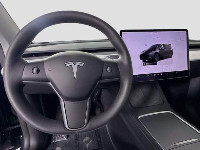 Used 2024 Tesla Model Y Long Range AWD/4WD image 12