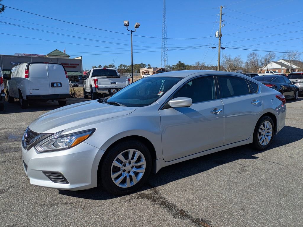 Used 2018 Nissan Altima 2.5 S w/ S Convenience Package image 8
