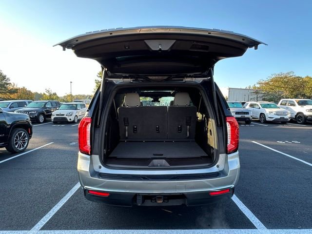 Used 2023 GMC Yukon XL SLT image 16