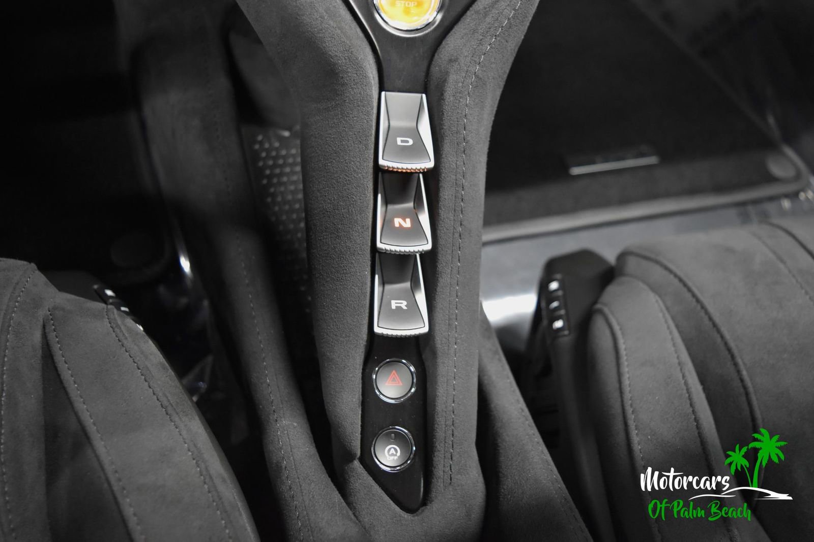 Used 2025 McLaren 750S image 32