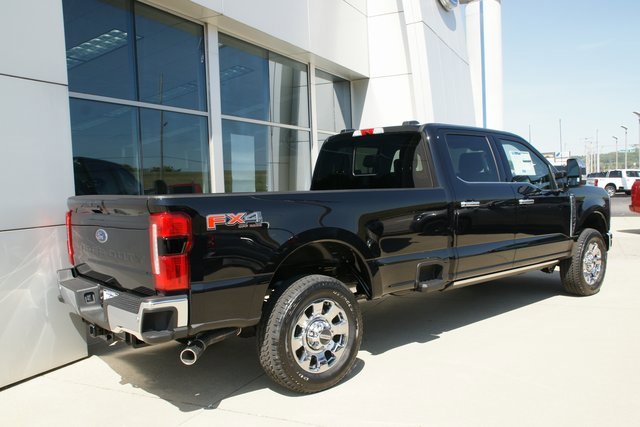 New 2026 Ford F250 Lariat image 3