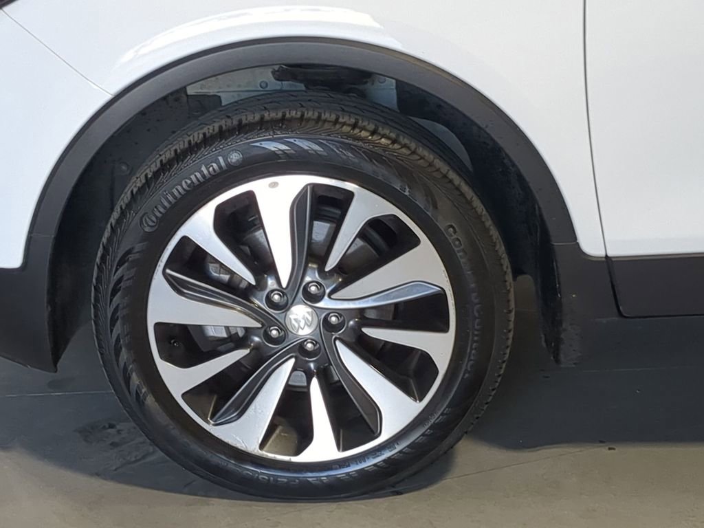 Used 2022 Buick Encore Preferred w/ Safety Package AWD/4WD image 14