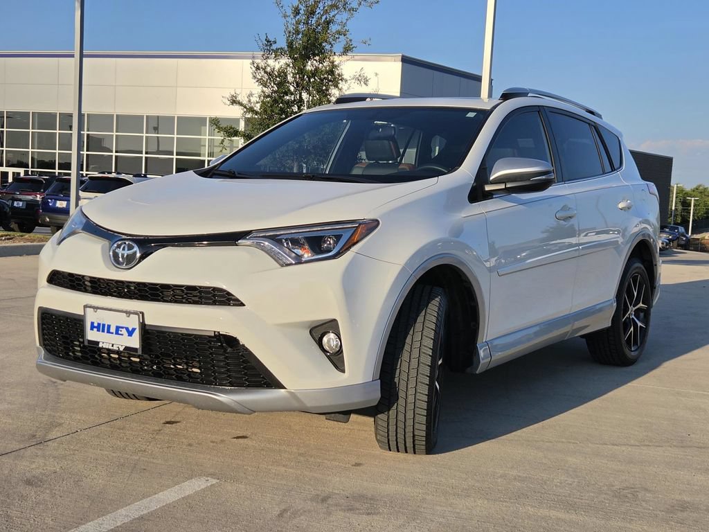 Used 2016 Toyota RAV4 SE FWD image 2