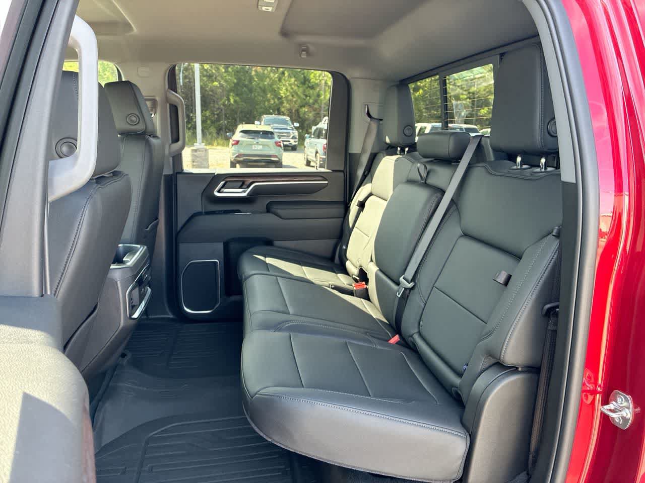 New 2026 GMC Sierra 3500 SLT w/ SLT Premium Package AWD/4WD image 25