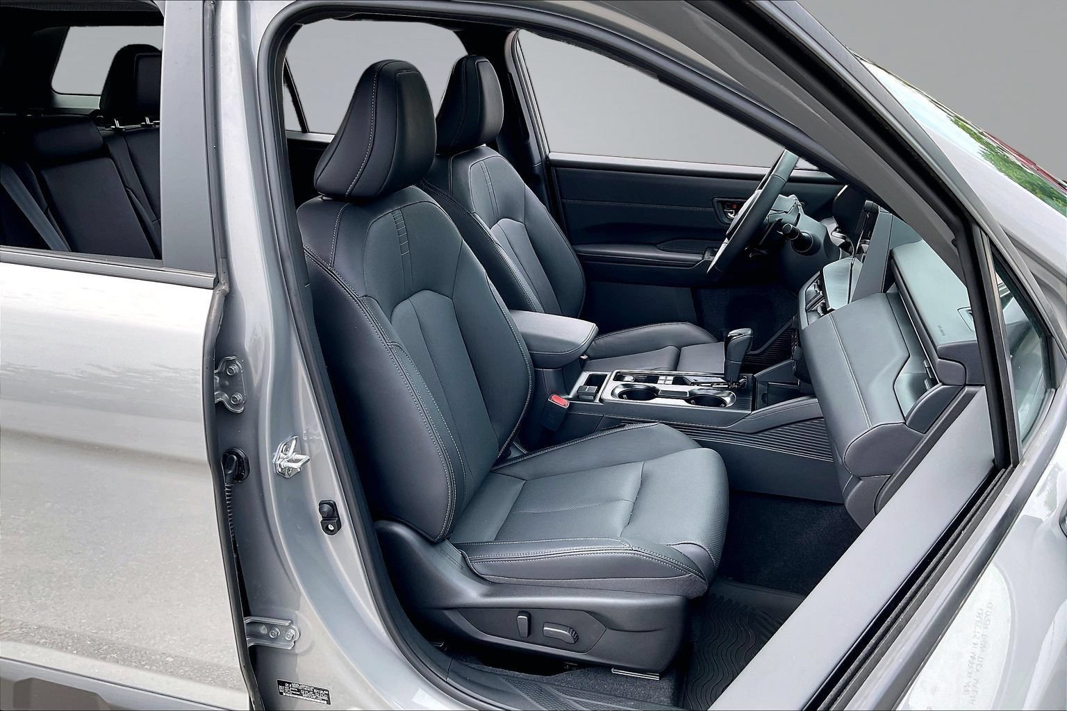 Certified 2026 Subaru Outback Touring AWD/4WD image 7