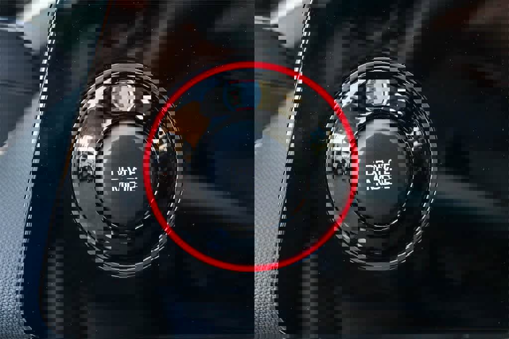 Used 2023 Hyundai Elantra N Line image 24