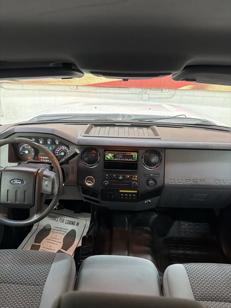Used 2014 Ford F550 4x4 Crew Cab Super Duty image 36