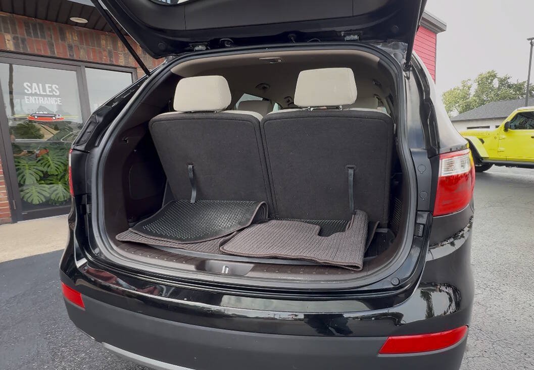 Used 2013 Hyundai Santa Fe GLS w/ Popular Equipment Pkg FWD image 18