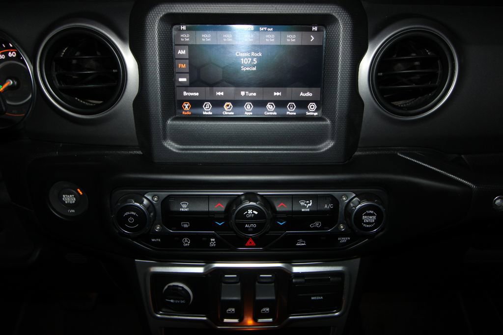 Used 2021 Jeep Wrangler Sport S image 13