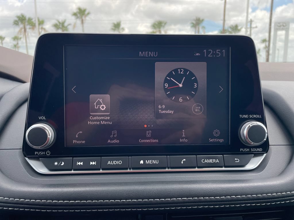 Certified 2021 Nissan Rogue SV FWD image 19