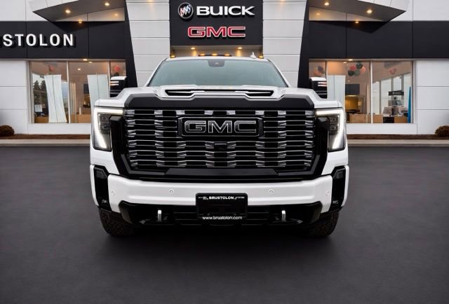 Used 2025 GMC Sierra 2500 Denali Ultimate image 5
