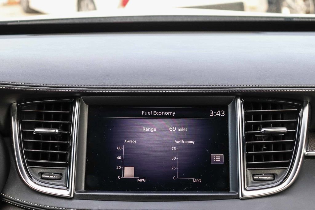 Used 2022 INFINITI QX50 Luxe w/ Appearance Package image 15