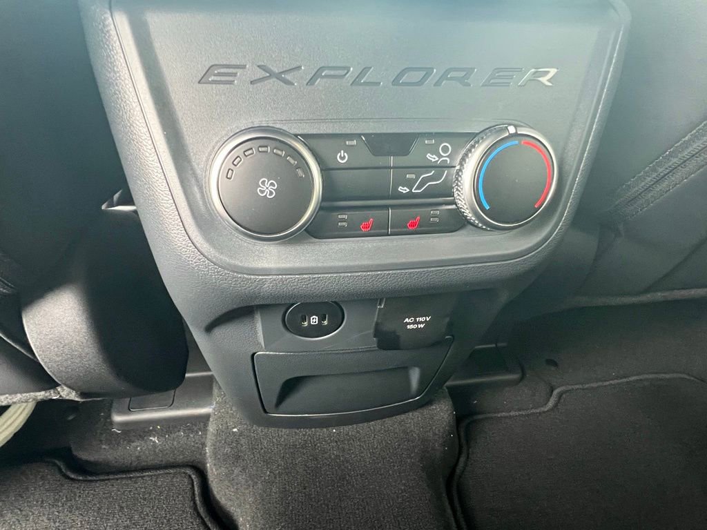 New 2026 Ford Explorer ST-Line w/ ST-Line Street Pack image 16